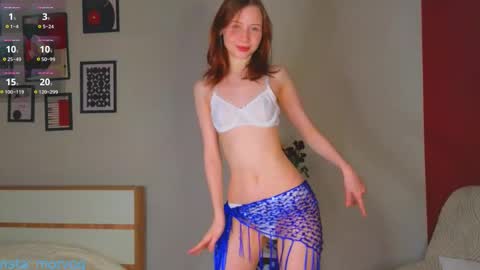 Delora online show from 03.12.25