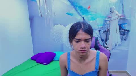 DEMI online show from 11.03.25