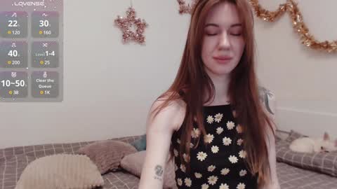 Snapshot of demiamour chatting on 01.14.25 Demi. not your babybabebb and other shit online show from 01.14.25