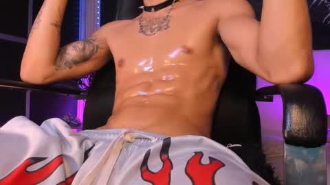 Snapshot of demonkush_ chatting on 02.25.25 DemonKush online show from 02.25.25