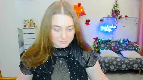Snapshot of demure_soul chatting on 12.03.24 Sophie online show from 12.03.24