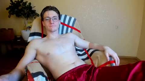 Snapshot of deni_boy99 chatting on 02.20.25 Deni online show from 02.20.25