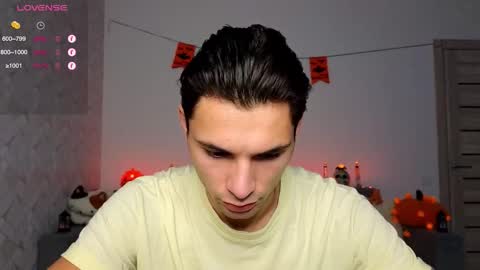 Den online show from 10.15.25