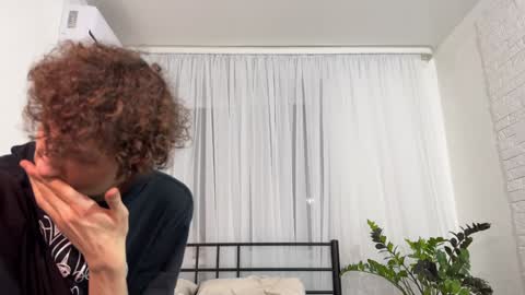 Snapshot of denobluora chatting on 01.31.25 Jasper online show from 01.31.25