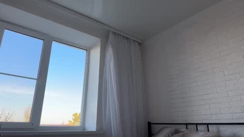 Snapshot of denobluora chatting on 11.03.25 Jasper online show from 11.03.25