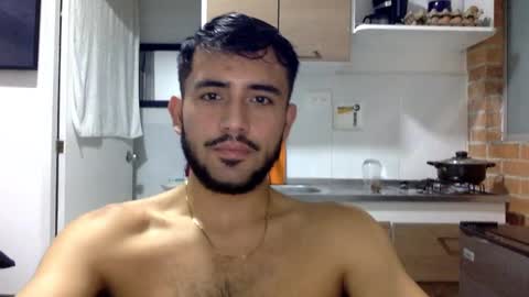 Snapshot of derek_smiith chatting on 12.10.24 Derek smiith online show from 12.10.24