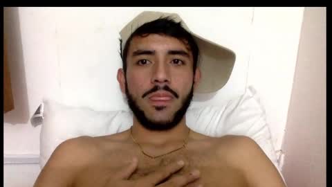 Snapshot of derek_smiith chatting on 01.21.25 Derek smiith online show from 01.21.25