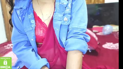 Snapshot of desicoupleshow chatting on 01.04.25 Eva and Adam online show from 01.04.25