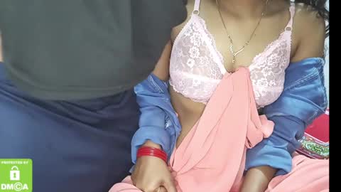 Snapshot of desicoupleshow chatting on 01.11.25 Eva and Adam online show from 01.11.25