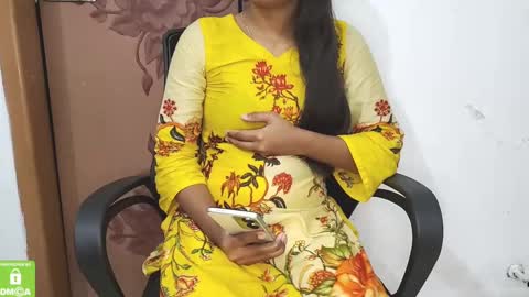 Snapshot of desicoupleshow chatting on 02.25.25 Eva and Adam online show from 02.25.25