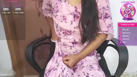 Snapshot of desicoupleshow chatting on 03.08.25 Eva and Adam online show from 03.08.25