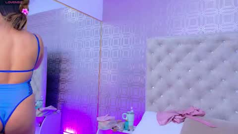 Sara Desire online show from 10.09.25