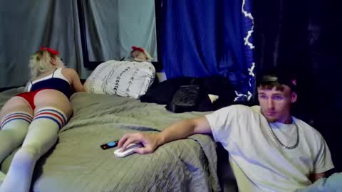 Snapshot of desiriabledesiri chatting on 01.20.25 Ryley Rydes online show from 01.20.25