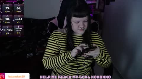 Snapshot of destroyall420 chatting on 09.09.25 Lola Bdsm and fries online show from 09.09.25