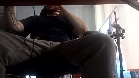 Snapshot of destroyingunit chatting on 11.02.25 destroyingunit online show from 11.02.25