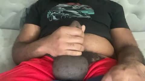 Snapshot of dev10311992 chatting on 12.14.24 d online show from 12.14.24