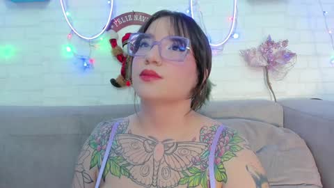 Snapshot of deva_blue chatting on 12.08.24 Deva Blue online show from 12.08.24