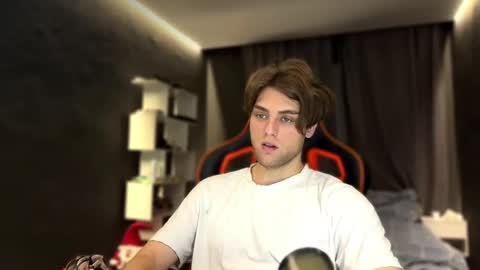 Snapshot of devilnut1 chatting on 11.09.25 devilnut1 online show from 11.09.25