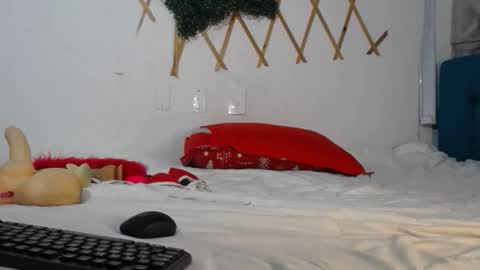 Snapshot of diabla_sexyboobs chatting on 10.28.25 D I A B L A online show from 10.28.25