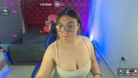 Snapshot of diamondfox_m chatting on 02.17.25 Your Diamond online show from 02.17.25