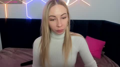 Snapshot of diana_garrett chatting on 02.12.25 Diana  online show from 02.12.25