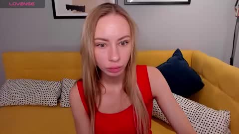 Snapshot of diana_garrett chatting on 09.26.25 Diana  online show from 09.26.25