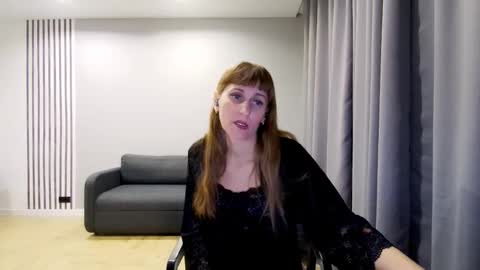 Snapshot of diana_meridor chatting on 12.22.24 diana_meridor online show from 12.22.24