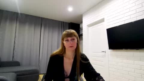 Snapshot of diana_meridor chatting on 09.28.25 diana_meridor online show from 09.28.25
