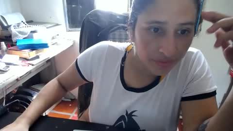 Snapshot of diana_rogu chatting on 10.11.25 diana_rogu online show from 10.11.25