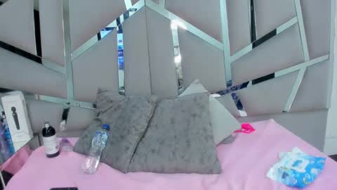 dianarous online show from 12.04.24