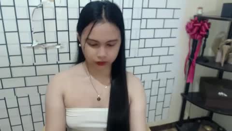 Diane online show from 02.13.25