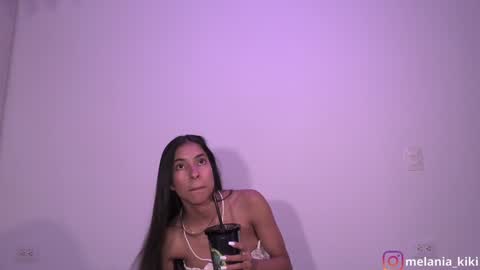 Snapshot of dianne_nanatzu chatting on 01.06.25 Melania - online show from 01.06.25