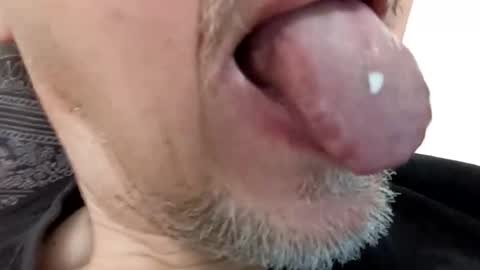 Snapshot of dick__18 chatting on 09.20.25 Antonio online show from 09.20.25