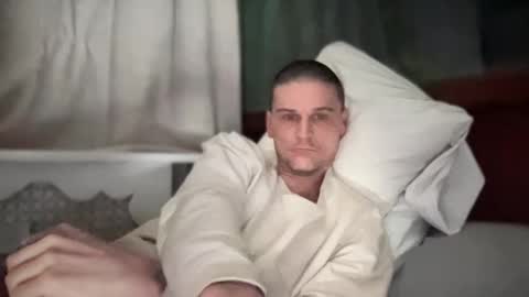 Snapshot of dickabitchdown chatting on 03.12.25 DickABitchDown Alexys real spanishmami online show from 03.12.25