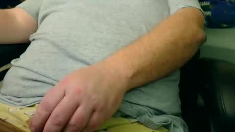 Snapshot of dicksmith99 chatting on 11.17.25 Steve online show from 11.17.25