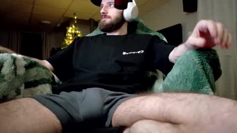 digbicknik online show from 11.27.25