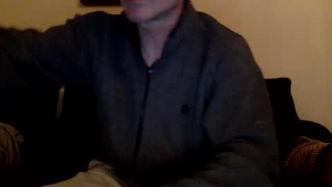Snapshot of dinnerout1111 chatting on 01.01.25 dinnerout1111 online show from 01.01.25