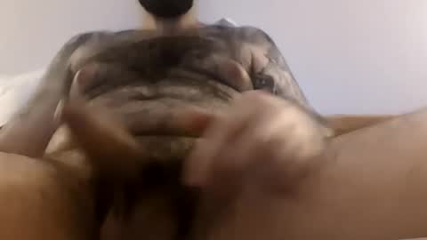 Snapshot of dirtybalws chatting on 01.05.25 Robert online show from 01.05.25