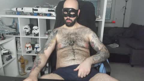 Snapshot of dirtybalws chatting on 01.16.25 Robert online show from 01.16.25