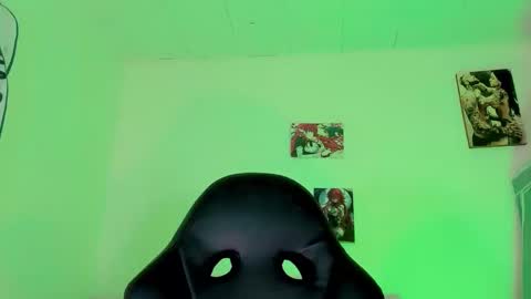 Snapshot of dirtygamesnaomy chatting on 09.11.25 Naomy online show from 09.11.25