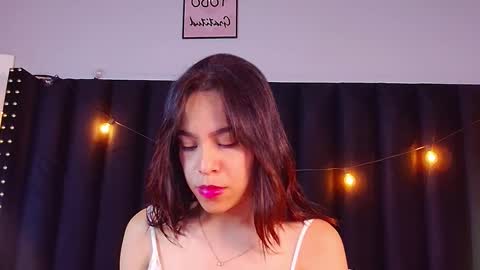 Snapshot of dirtylittleslutt_ chatting on 03.06.25 Nemesis online show from 03.06.25