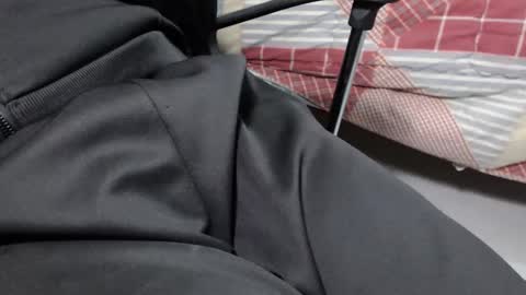 Snapshot of dirtyman8603 chatting on 02.22.25 dirtyman8603 online show from 02.22.25