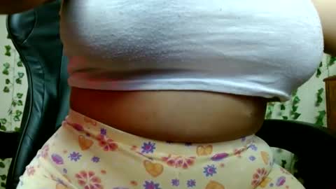 Snapshot of divadirty chatting on 02.03.25 Mari online show from 02.03.25