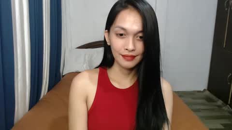 Snapshot of divina_graciaxx chatting on 01.10.25 DIVINA online show from 01.10.25