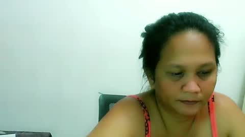 Snapshot of divinegrace10 chatting on 12.25.24 Divine Grace Close To Your Hear online show from 12.25.24