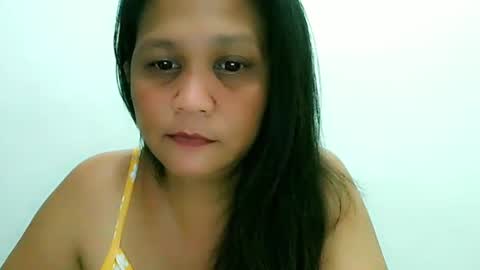 Snapshot of divinegrace10 chatting on 02.17.25 Divine Grace Close To Your Hear online show from 02.17.25
