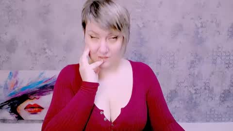 Snapshot of djullia chatting on 01.25.25 djullia online show from 01.25.25