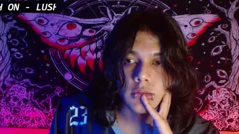Snapshot of dk_204 chatting on 02.05.25 daiki sx online show from 02.05.25