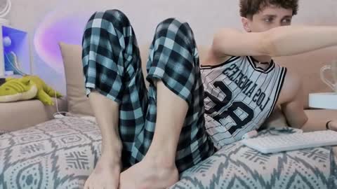 Snapshot of doedeeer chatting on 12.10.24 Alex online show from 12.10.24