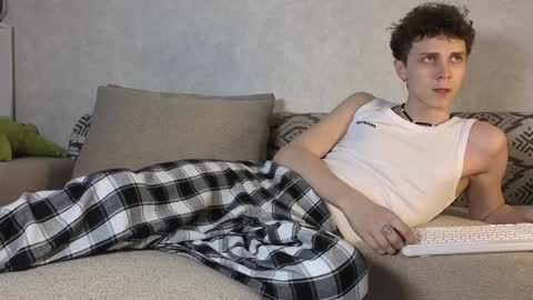 Snapshot of doedeeer chatting on 12.28.24 Alex online show from 12.28.24